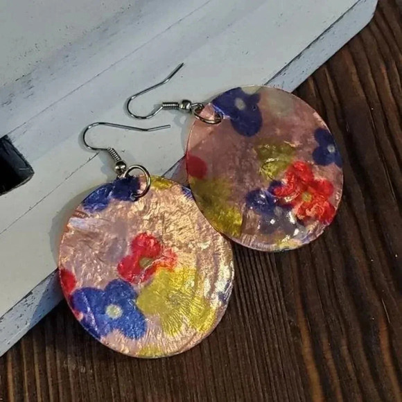 Capiz Shell Earrings Pink Blue Yellow - Picture 1 of 4